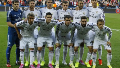 开云综合服务-《王者荣耀全国冠赛，广东战队问鼎荣耀》，广东王者职业战队